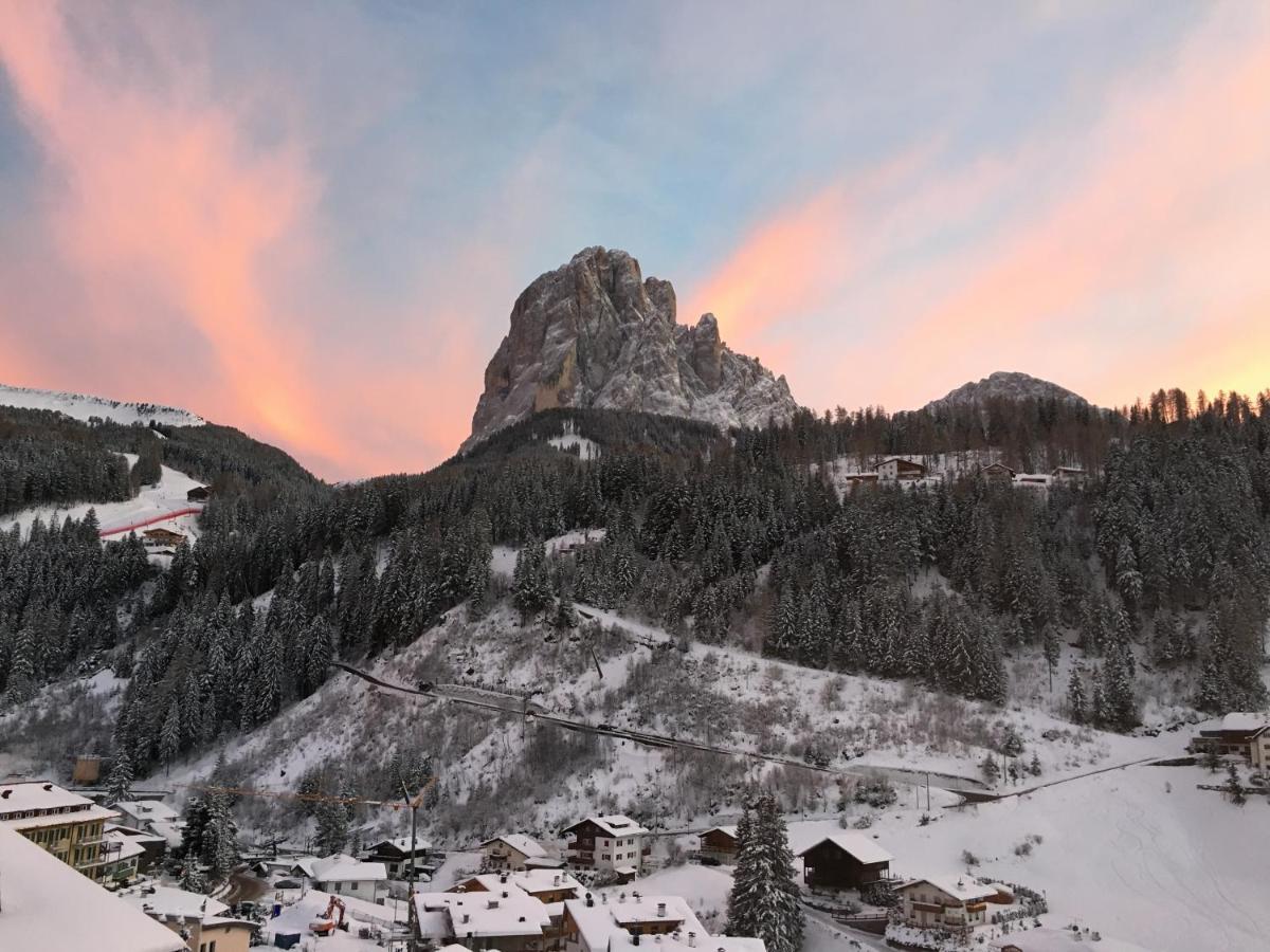 Apartments Mezdi Santa Cristina Val Gardena Exterior photo
