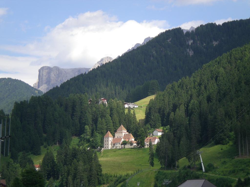 Apartments Mezdi Santa Cristina Val Gardena Exterior photo
