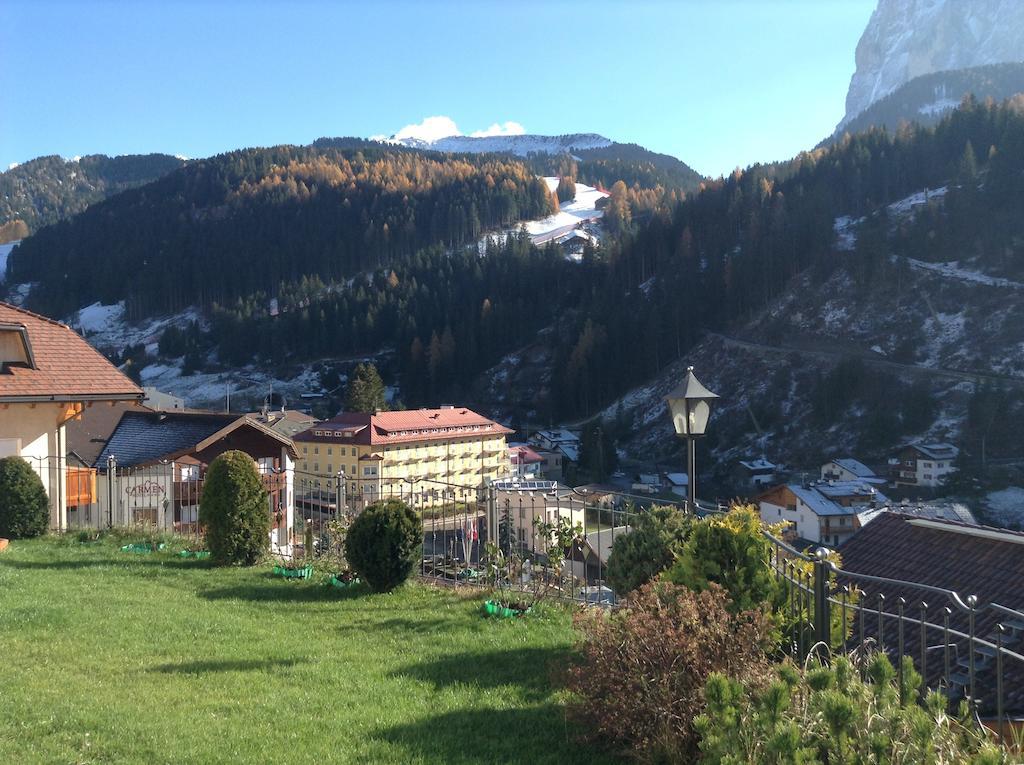 Apartments Mezdi Santa Cristina Val Gardena Exterior photo